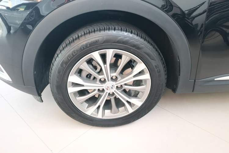 Used Buick Envision 2022 Encore Plus 652T Five-Seat All-Wheel-Drive Luxury Model