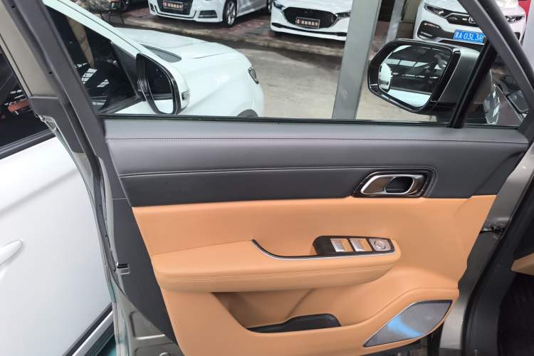 Used Li Auto ONE 2020 Extended-Range 6-Seater Version
