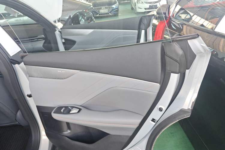 Used  S05 2024 510Max Pure Electric Version