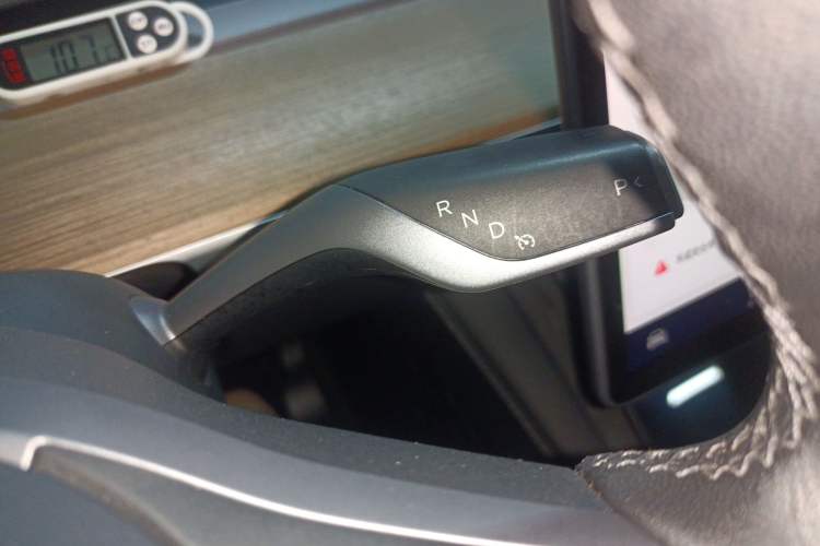 Used Tesla Model Y 2022 Rear-Wheel-Drive Version
