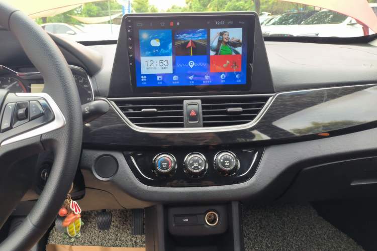 Used Baojun 310 2016 1.2L Manual Luxury Model