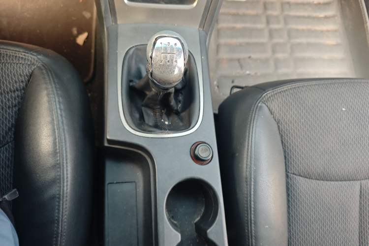 Used Roewe 350 2014 1.5L Manual Swift Edition