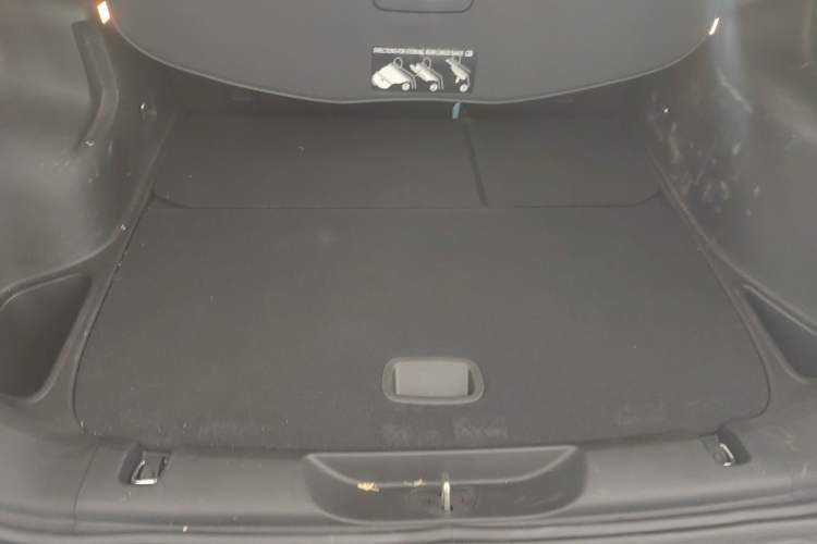 Used  Cherokee 2017 2.0L Superior Edition