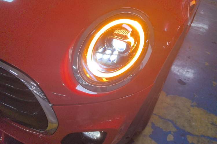 Used MINI MINI 2018 1.5T COOPER Racing Driver