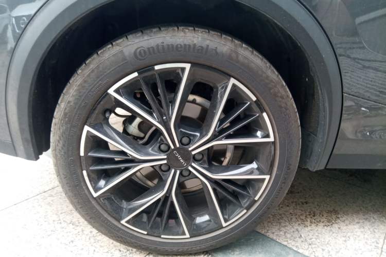 Used Lynk & Co 05 2023 2.0TD Two-Wheel Drive Shine Halo
