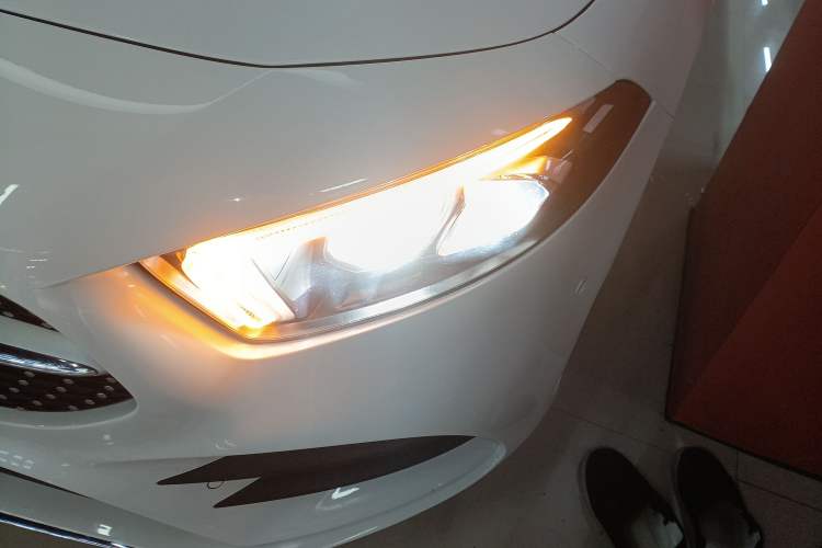 Used Mercedes-Benz A-Class 2022 Revised Version A 200 L Sport Sedan Fashionable Style