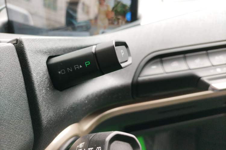 Used Baojun KiWi EV 2021 Artist Model Lithium Iron Phosphate
