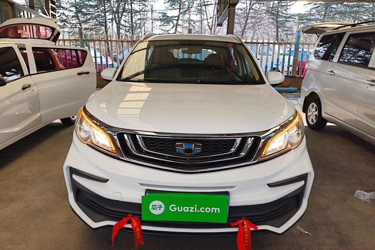 Used Geely Auto Vision X3 2019 Upgraded Model 1.5L Manual Elite Version
