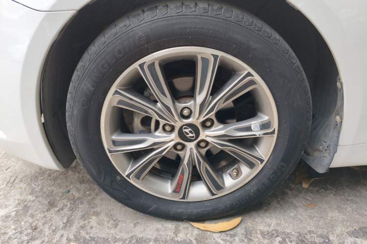 Used Hyundai Sonata 2014 2.0L Automatic Luxury Edition
