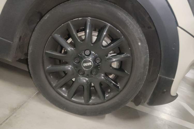 Used MINI MINI 2021 1.5T COOPER Classic Edition Five-Door Version
