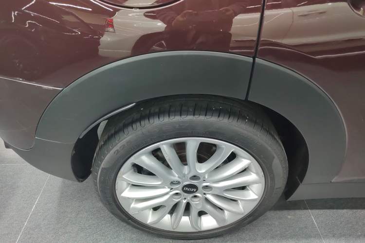 Used  Clubman 2016 Updated 1.5T COOPER Geek Edition