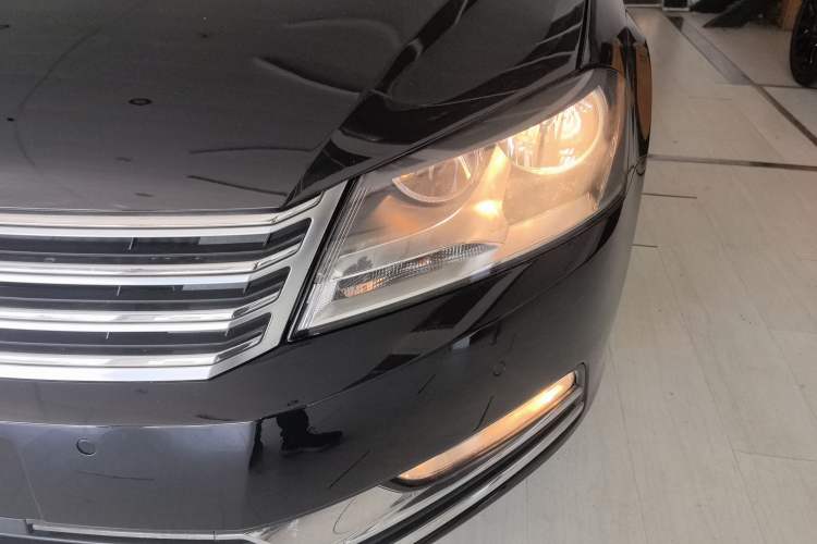 Used Volkswagen Magotan 2015 1.8TSI Advanced Model
