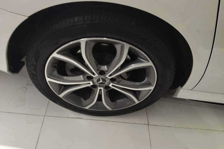 Used Mercedes-Benz E-Class 2020 Restyled E 300 L Sporty and Stylish Edition