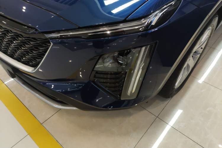 Used Cadillac GT4 2023 25T Fashion Edition
