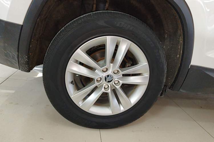 Used Skoda Kodiaq 2019 Restyled TSI330 5-Seater Two-Wheel Drive Standard Version China VI