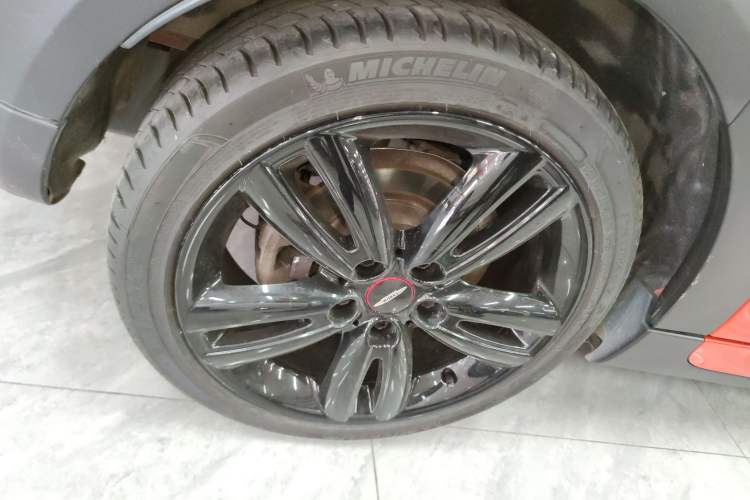 Used  MINI 2018 1.5T COOPER Racing Edition Five-Door Version
