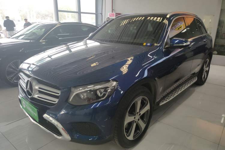 Used Mercedes-Benz GLC 2016 GLC 300 4MATIC Dynamic Model