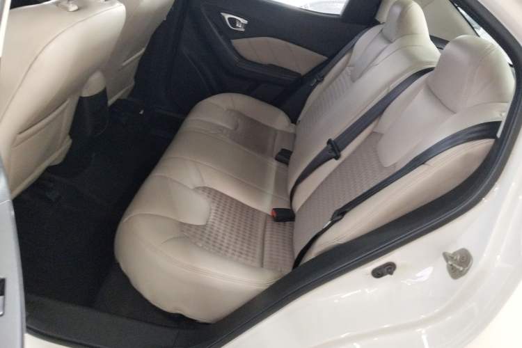 Used GAC Trumpchi GA3S Vision 2016 200T Manual Elite Edition
