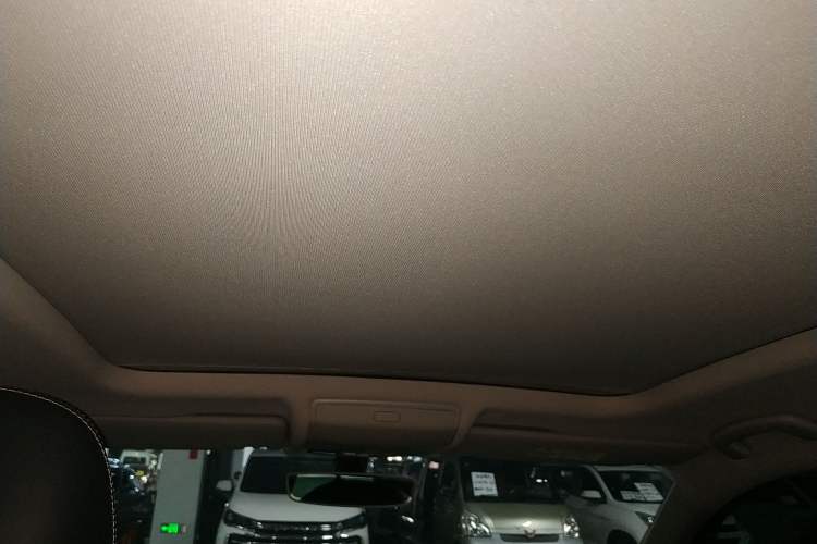 Used Volkswagen Tiguan L 2021 330TSI Automatic Two-Wheel Drive R-Line Enhanced Edition