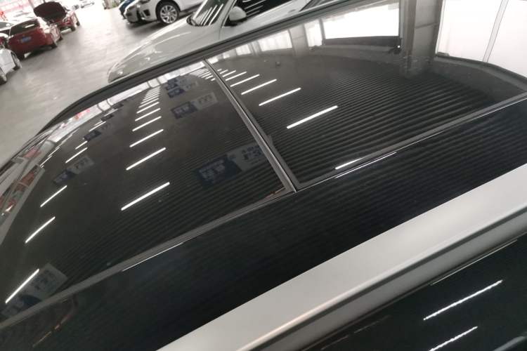 Used  Lingyun 2024 300T Two-Wheel Drive Starlight Edition