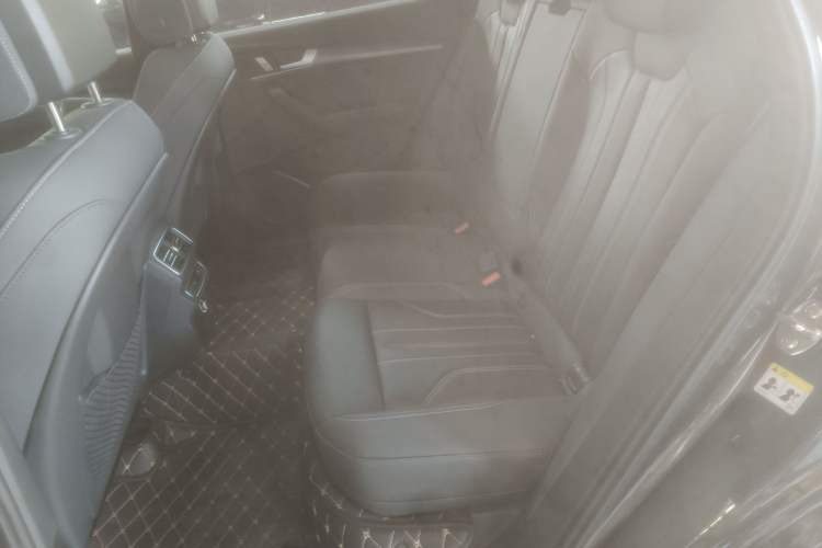 Used Audi Q5L 2023 40T Luxury Dynamic Model
