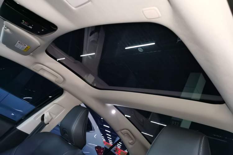 Used Toyota Camry 2024 Dual-Motor 2.0 HG Premium Edition