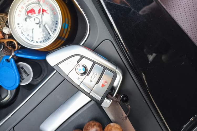 TDK.VehicleDetails.img