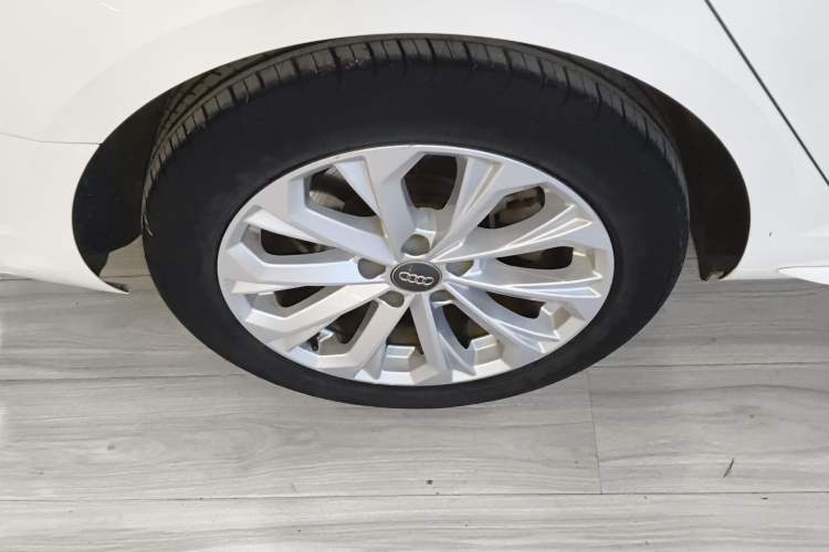 Used Audi A4L 2017 40 TFSI Ambition Edition