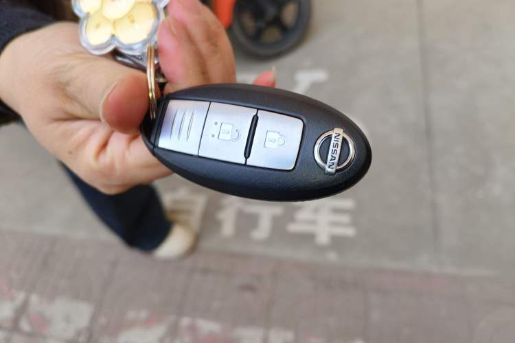 Used Nissan Tiida 2016 1.6L CVT Smart Drive Edition