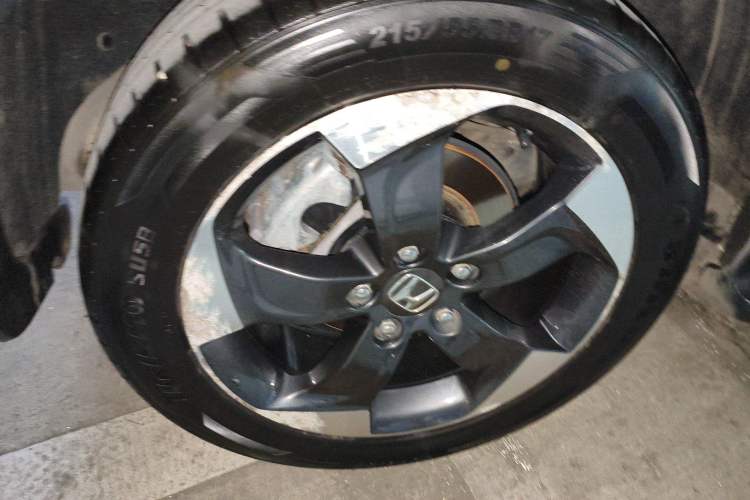 Used Honda Vezel 2017 1.8L CVT Front-Wheel Drive Pioneer Edition