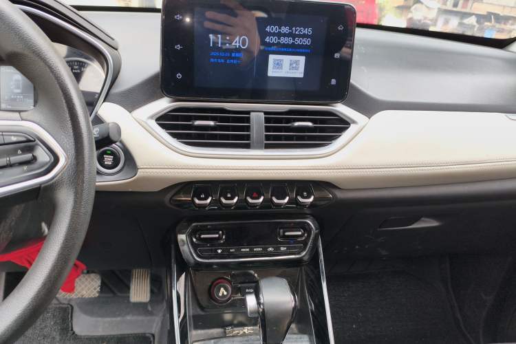 Used Baojun 530 2019 1.5T CVT Luxury Model 7 Seats China V Emission Standard