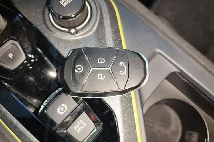 Used Lynk & Co 03 2022 03+ Cyan Custom Performance Kit
