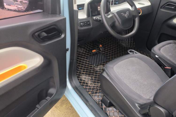 Used Wuling Hongguang MINIEV 2020 Zizai Version Lithium-NMC
