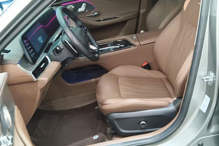 Used Chery Arrizo 8 2023 High-Performance Edition 2.0T DCT Powerfully Equipped