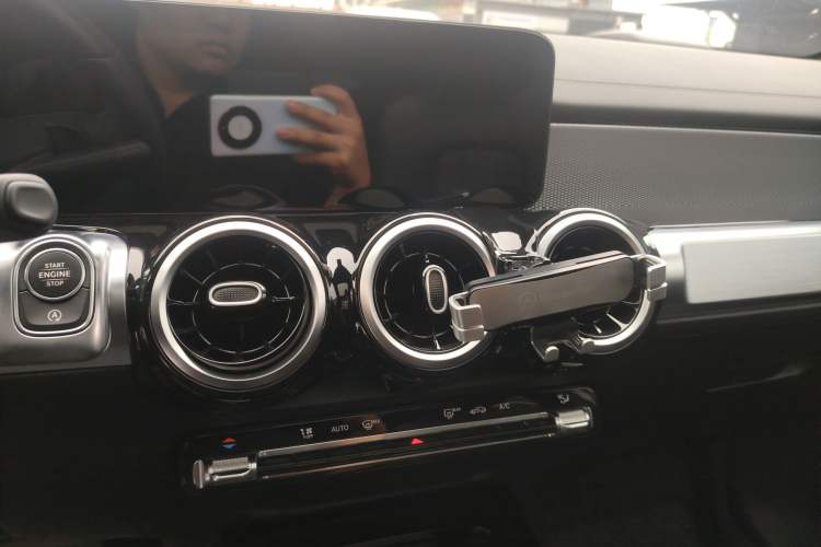 Used Mercedes-Benz GLB 2020 GLB 180 Fashion Model