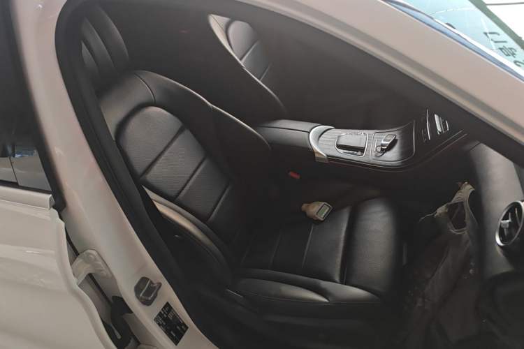 Used Mercedes-Benz C-Class 2020 Restyled C 200 L Fashion Edition Sport Version
