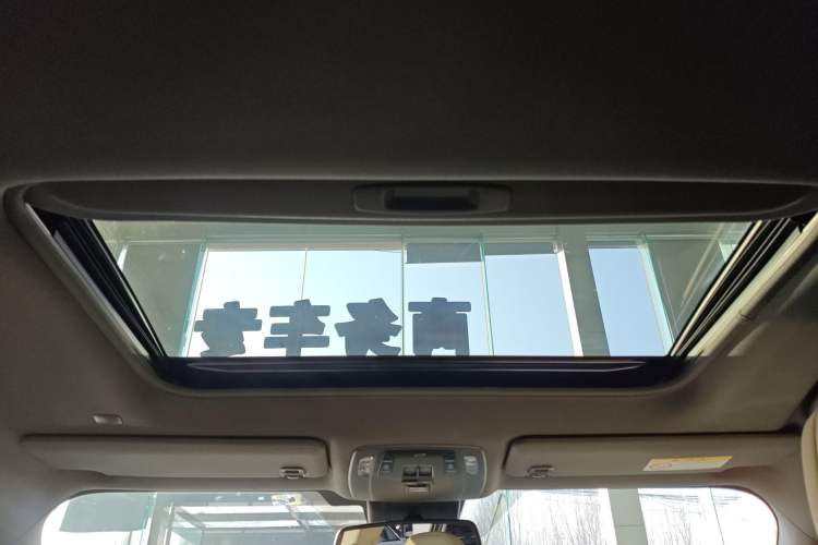 Used Toyota Sienna 2021 2.5L Hybrid Luxury Edition