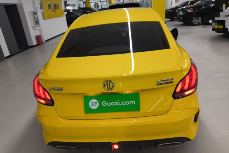 Used MG 5 2021 180 DVVT Manual Youth Luxury Edition
