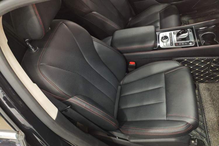 Used BYD Tang New Energy 2018 DM 2.0T All-Wheel Drive Smart Connect Advanced Model 7 Seats China V Emission Standard