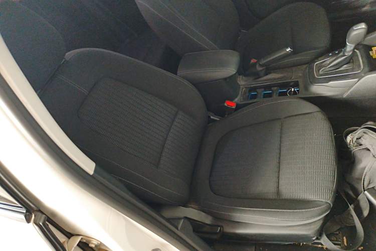 Used Ford Focus 2020 Hatchback 1.5L Automatic Sharp Edition
