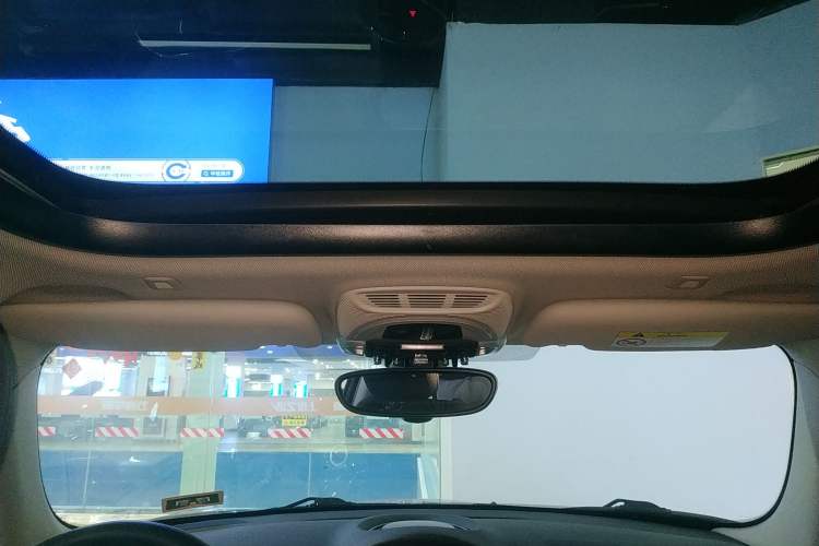 Used  MINI 2022 Updated 1.5T COOPER Classic Edition