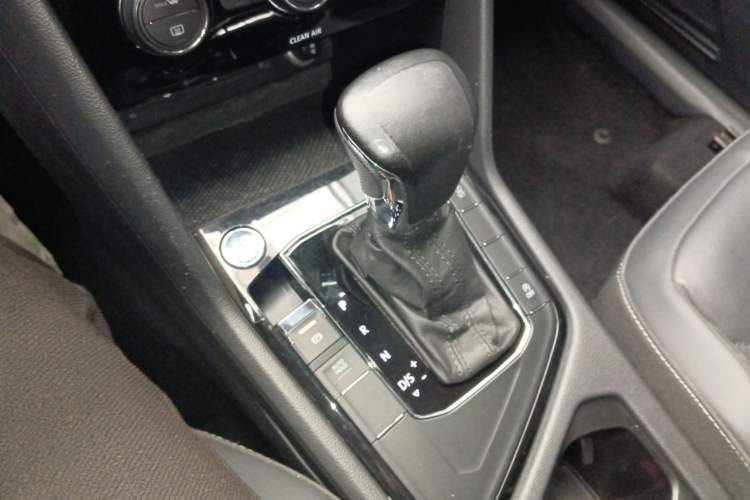 Used Volkswagen Tiguan L 2018 330TSI Automatic Two-Wheel Drive Luxury Edition