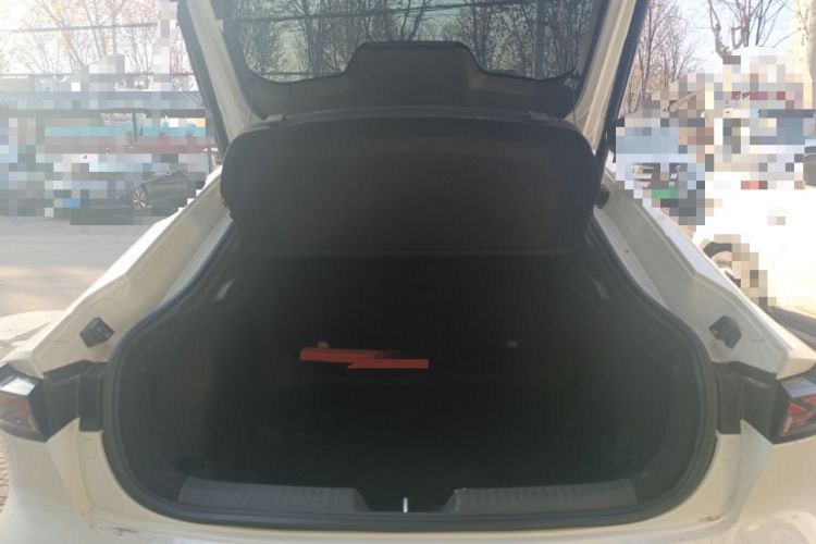 Used Changan UNI-V 2023 1.5T Prestige Model
