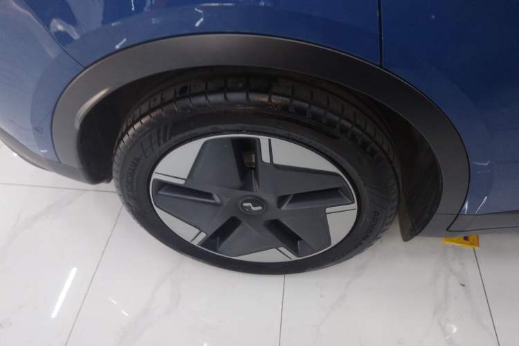 Used ONVO L60 2024 60 kWh Rear-Drive Version