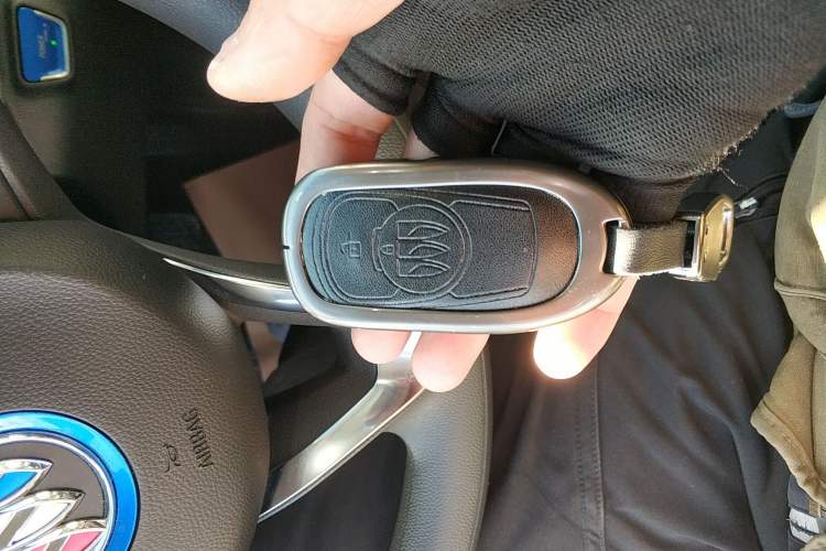 Used Buick Velite 6 2020 Plug-in Hybrid Connected Fashion Model
