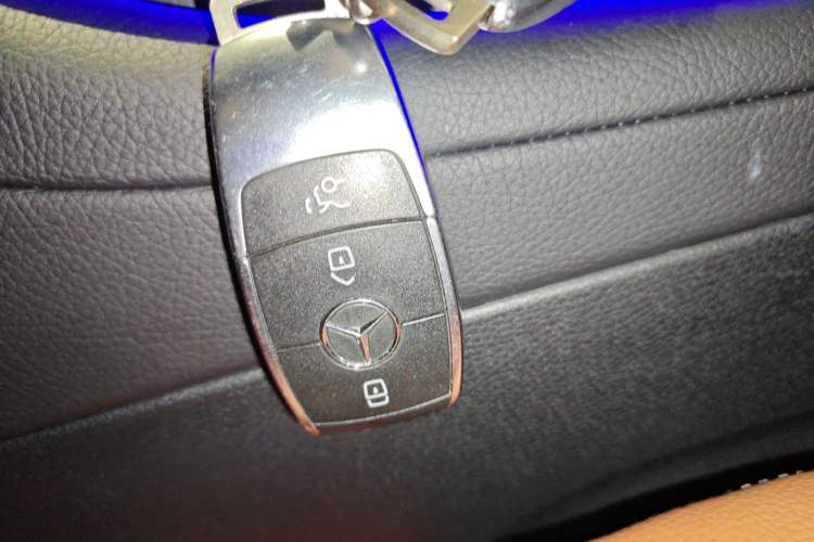 Used Mercedes-Benz GLC 2022 Second Facelift GLC 260 L 4MATIC Luxury Edition
