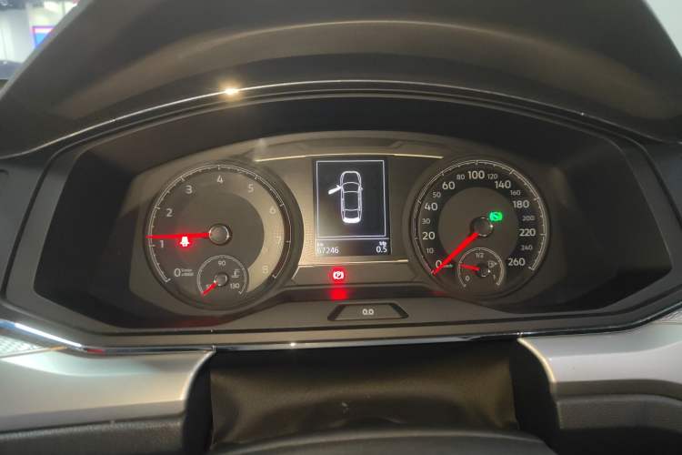 Used Volkswagen Lamando 2019 230TSI DSG Vision Edition China VI Standard
