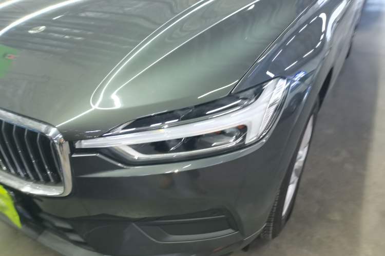 Used Volvo XC60 2019 T5 4x4 Smart Edition China VI Standard
