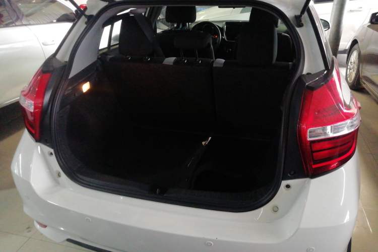 Used Toyota YARiS L 2020 1.5L CVT Leading Edition
