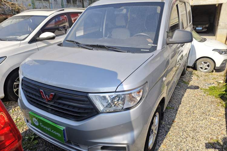 Used Wuling Hongguang V 2022 1.5L Jingqu Version Hydraulic Power Steering LAR

